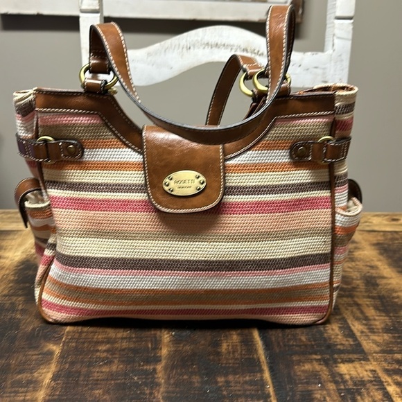 Rossetti new your handbag vegan many pockets preowned great condition - Picture 1 of 11
